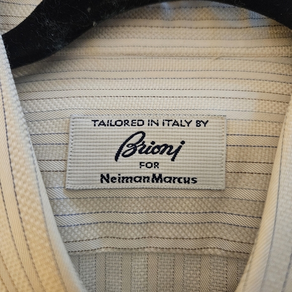 Brioni for Neiman Marcus Men's Pinstriped Cream Button-down Dress Shirt sz 16.5 - Picture 5 of 7